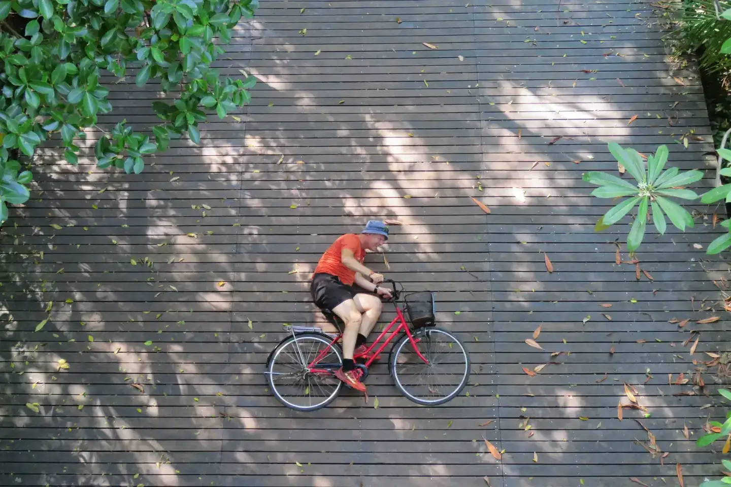 Hero Slide 3