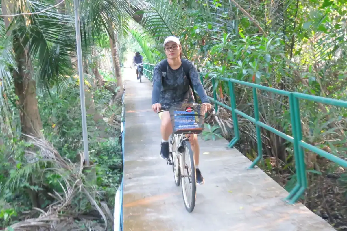 The Ultimate Bangkok Green Adventure: Biking, Kayaking & River Boat Experience